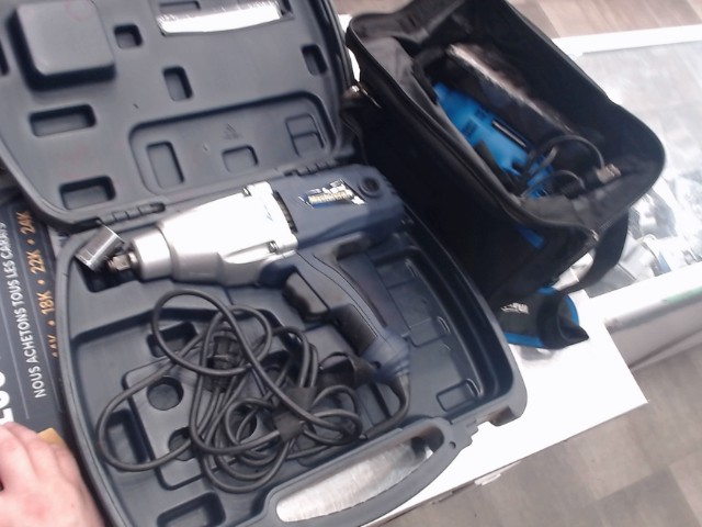 Cl� a percussion / impact wrench