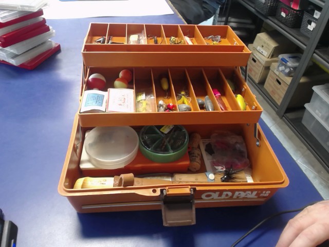 Coffre a peche oldpal 1050 tout �quip�