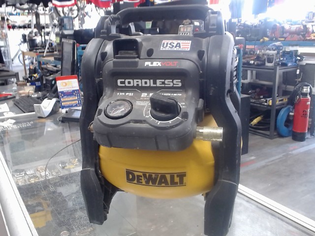 Compresseur(2.5 gal)20v no batt/chargeur