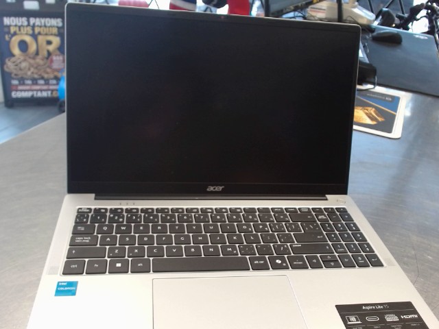 Laptop + chargeur �