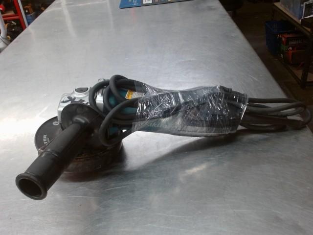 Outils a fil makita
