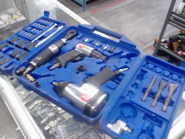 Kit d'outils a air+bite+douille (case)