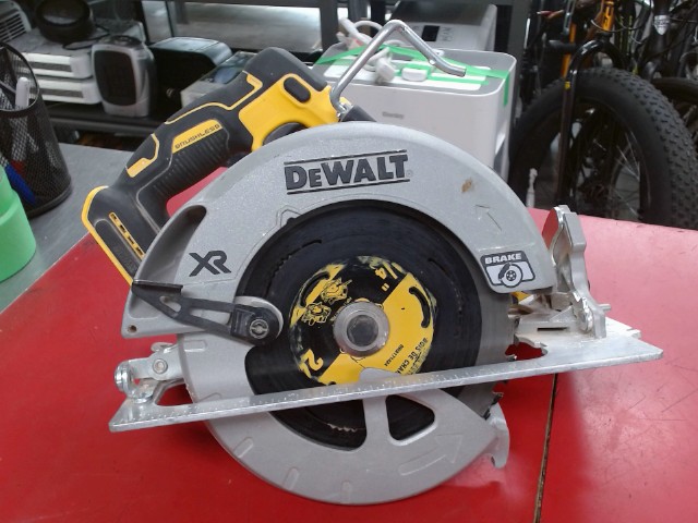 Scie circulaire 20v tool only