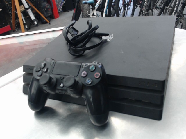 Consaole ps4 pro av fil