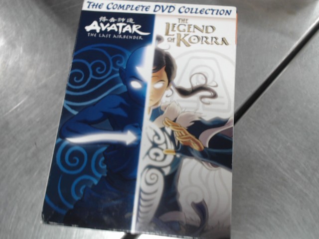 The complet dvd(avatar/legend of korra)