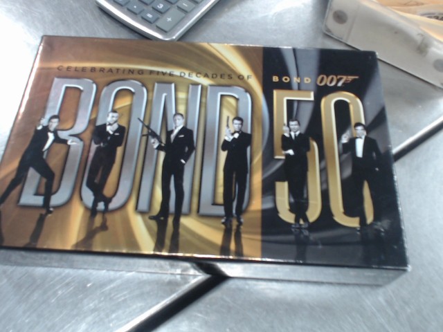 Coffret dvd 50ime james bond