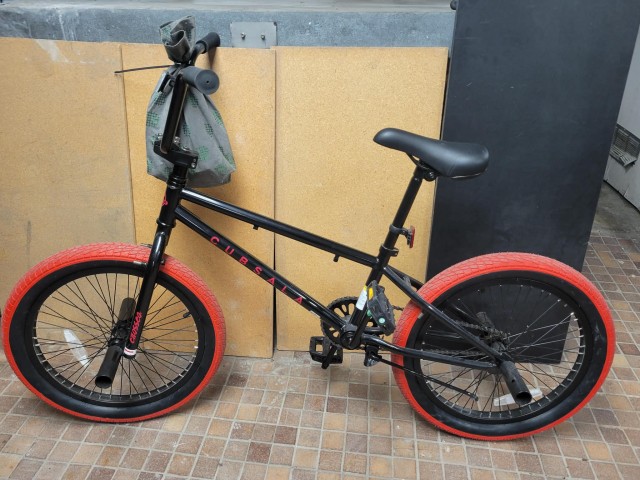 Bmx bike noire rogue pour enfants neuf