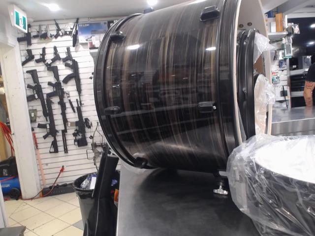 Drum 5 pcs dans la boite comme neuf