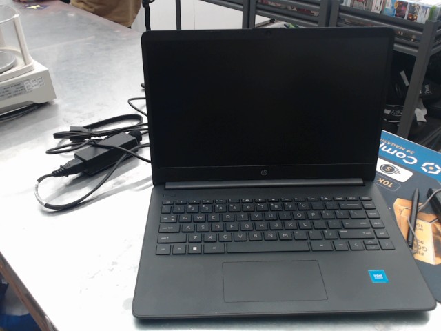 Ordinateur portable hp 14 noir+chargeur