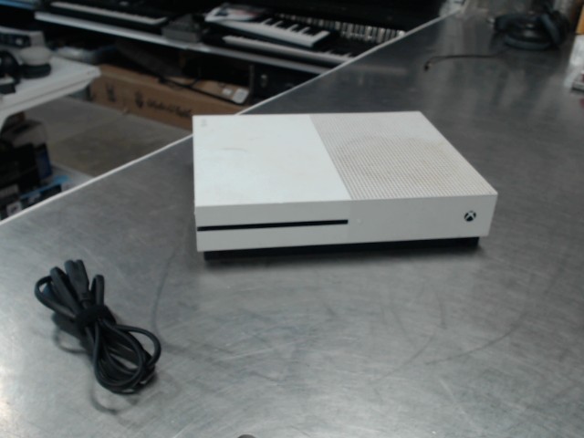 Console xbox one s blanche+fils dc