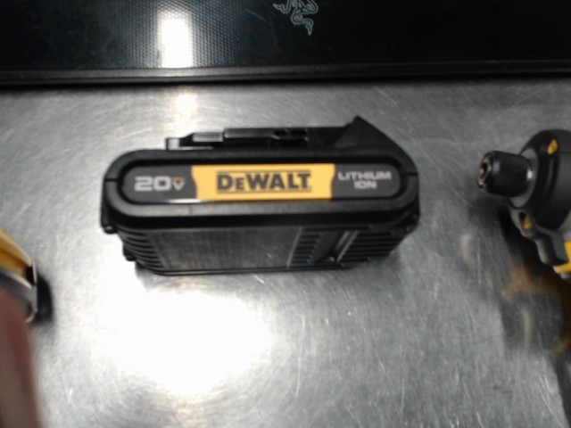 Battery dewalt 1.5ah 20vmax no box