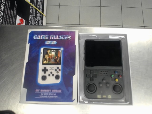 Retro handheld console