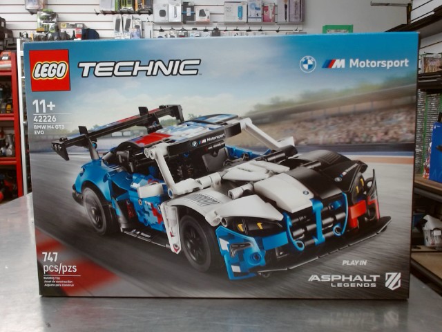 Lego technic bmw m4 gt3 evo