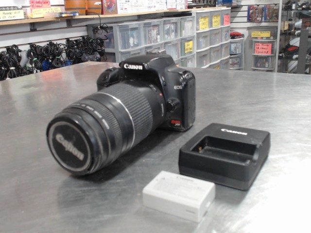 Cam.num.+lens 75-300mm+1batt+chargeur