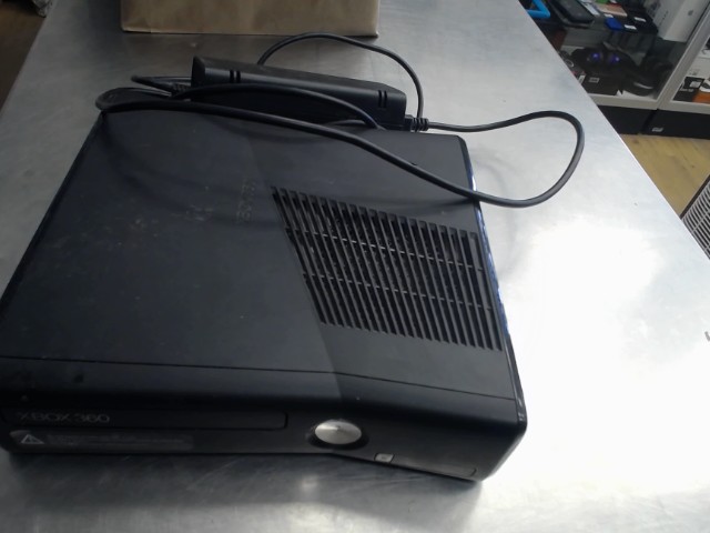 Console xbox 360 slim