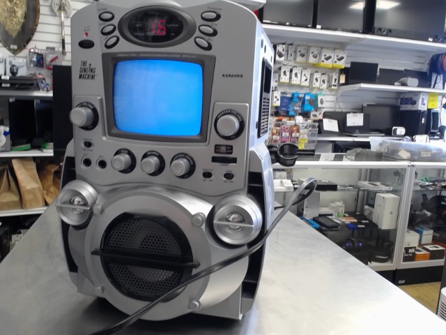 Radio karaok� avec petite tv