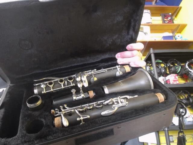 Clarinette dans case