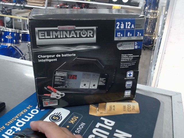 Chargeur de batt 2/12a avec box