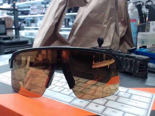 Lunette fum�e