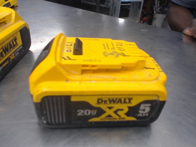 Batterie dewalt 5ah