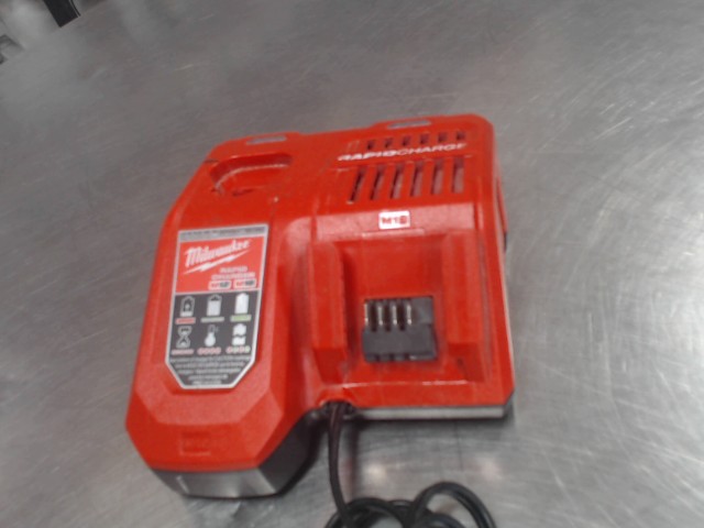 Chargeur batterie pour drill