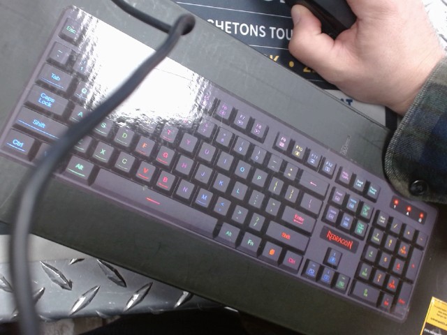 Dyaus gaming keyboard rgb