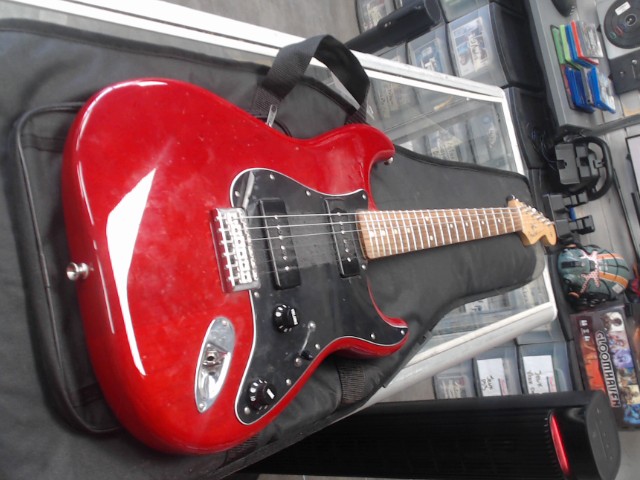 Fender noventa stratocaster crimson red