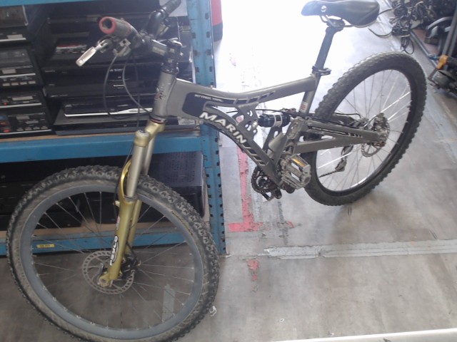 Velo double suspension/frein disque