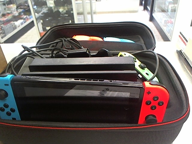 Switch +dock +case
