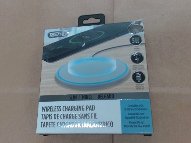 Wireless charging pad new/neuf