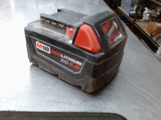 Batterie milwaukee 4 ah