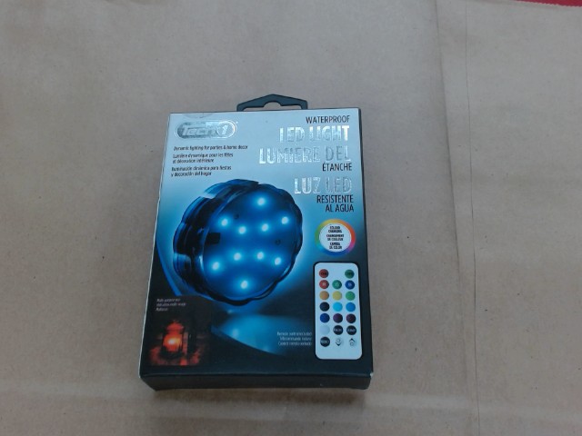 Lumiere led etanche+tc neuf/new