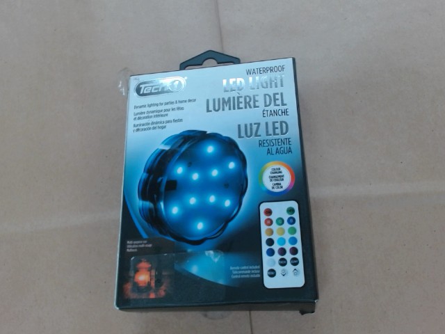 Lumiere led+tc neuf/new