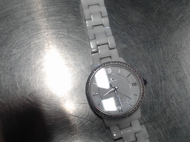 Montre blanche