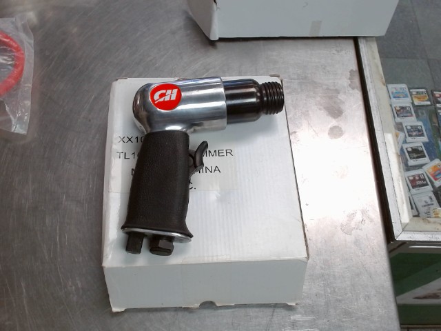 Air hammer dans boite