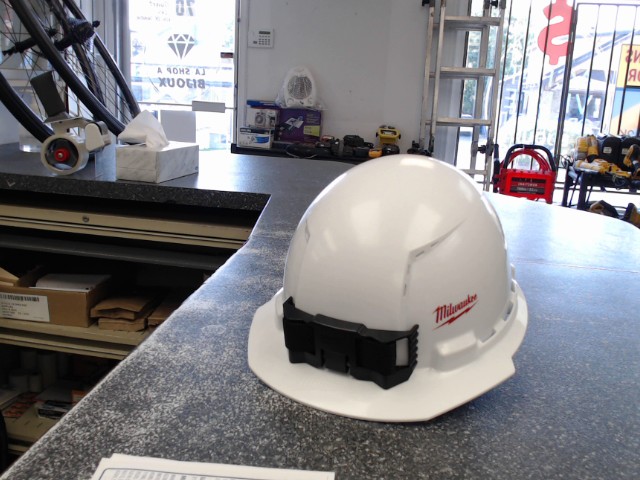 Hard hat sealed