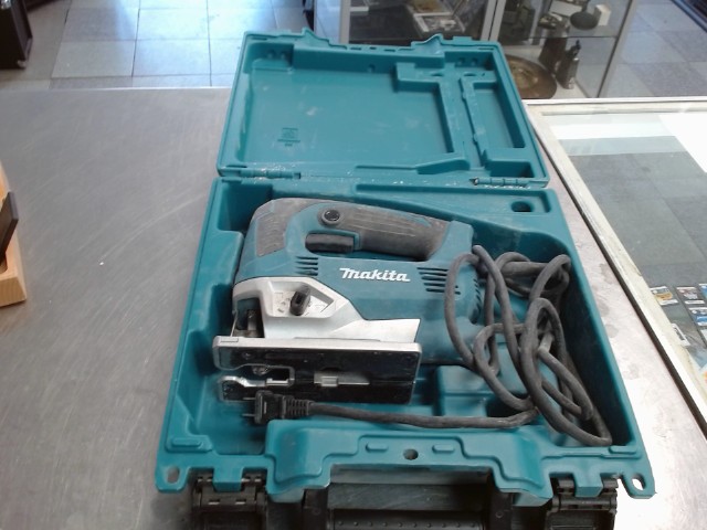 Scie sauteuse filaire