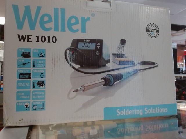 Welding station