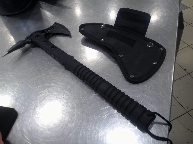 Tomahawk de combat