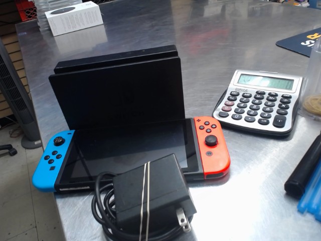 Console switch av acc