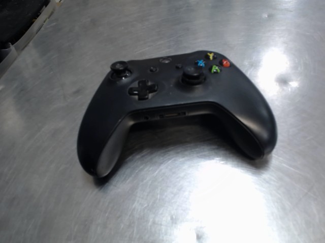 Manette xbox one no cover