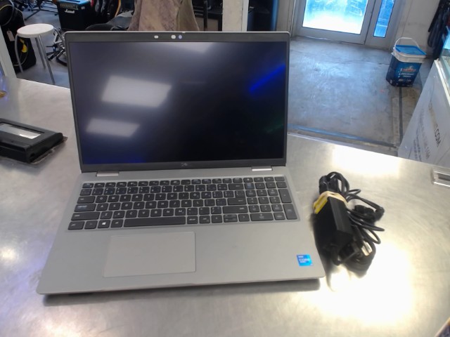 I5-1145g7/ 11th/ 32gb ram/ 119gb storage