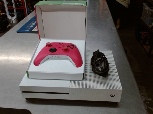 Xbox one s avec mannette rose et fils