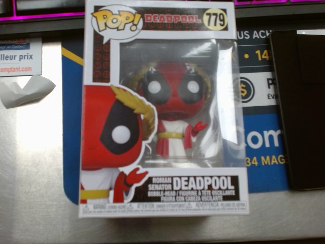 Figurine pop bobble senator deadpool
