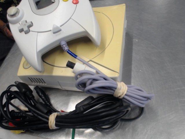 Dreamcast + 1 manette