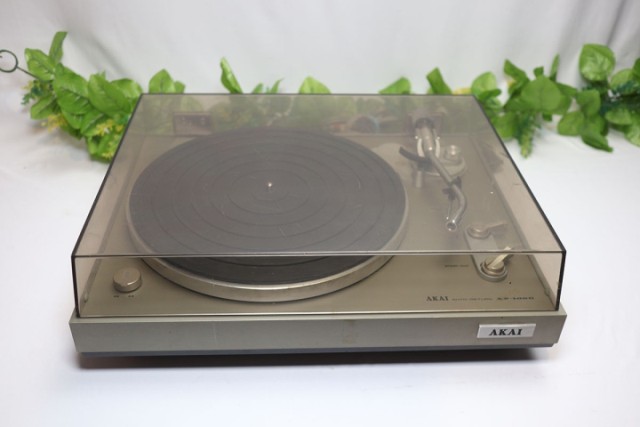 Table tournanate automatic akai vintage
