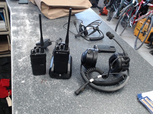 Kit 2walki talki +batt xtra+2mic+charge