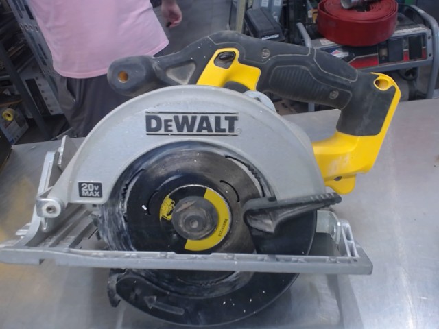 Cordless circular saw dewalt