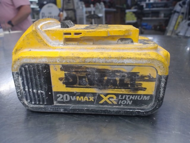 Batterie dewalt 4 ah