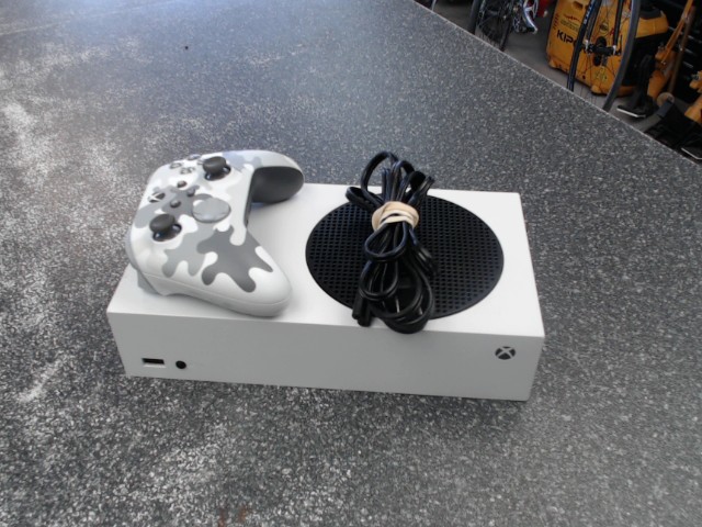 Xbox series s avec fil et man